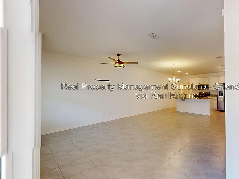 648 Belgrove St — Photo 4