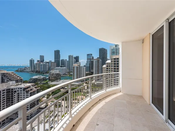 848 Brickell Key Dr APT 2703, Miami, FL 33131