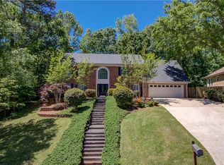 1680 Chase Ridge Ln, Lawrenceville, GA 30043