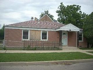 1st image of 3500 N Oleander Ave