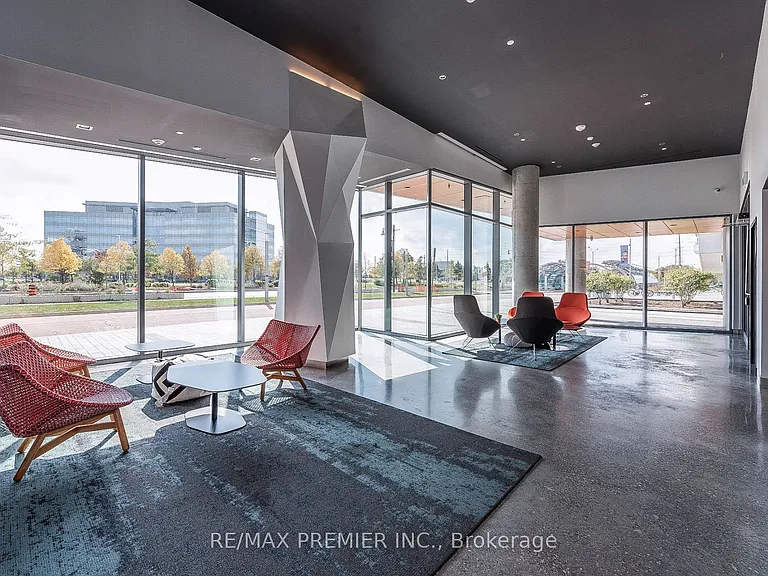 8 Rouge Valley Dr W #1211B — Photo 32