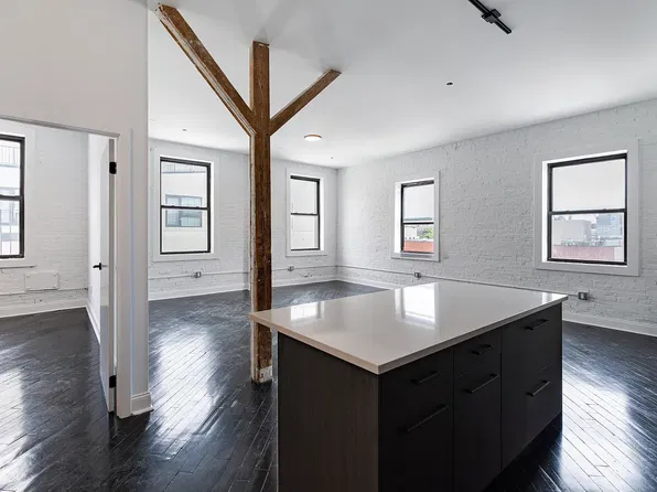 190 Berry St, Brooklyn, NY