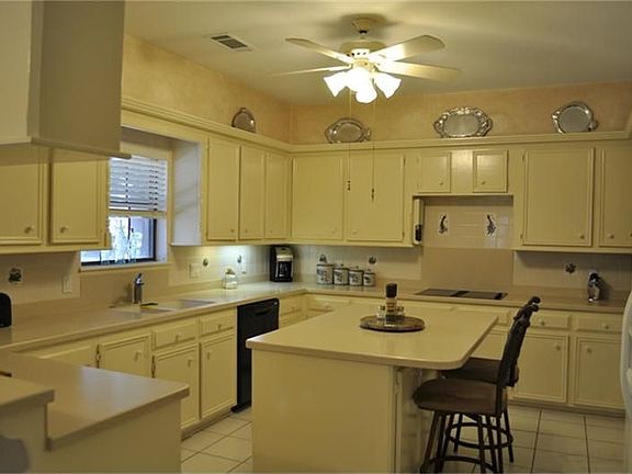 5th image of 2714 Bermuda Dunes Dr