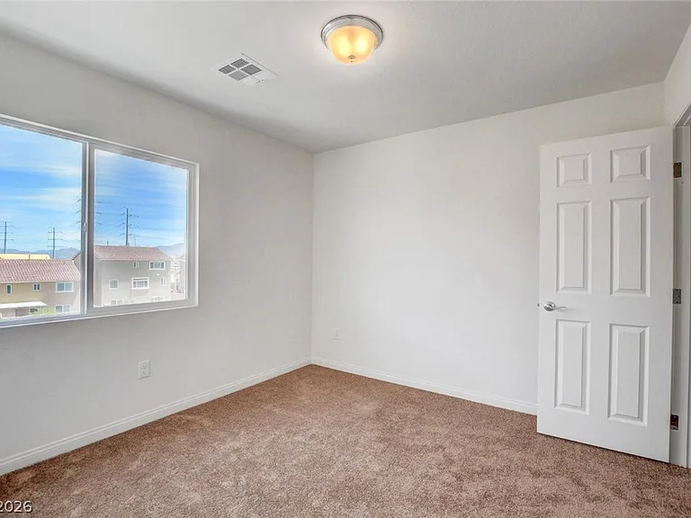9824 Grey Sands — Photo 40