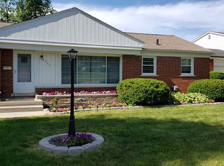 5435 Chicago Rd, Warren, MI 48092