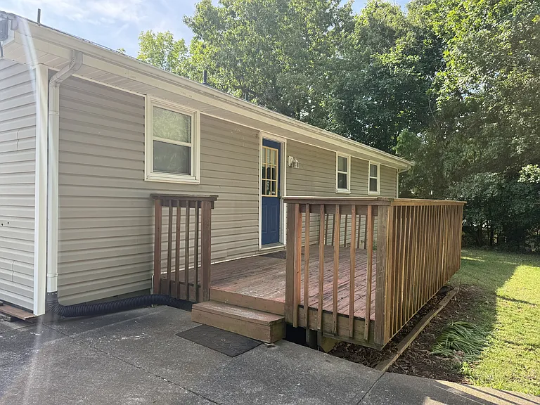 1511 Cavern Ct — Photo 10