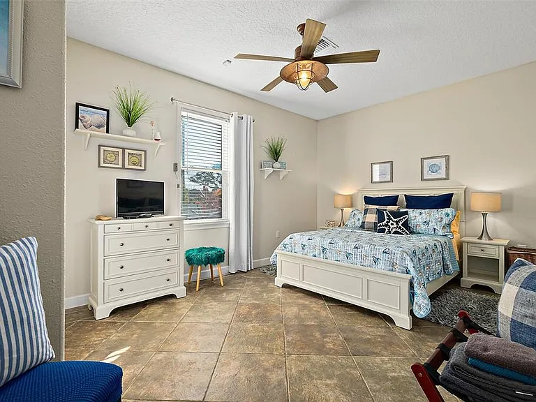 42 Moody Dr — Photo 27