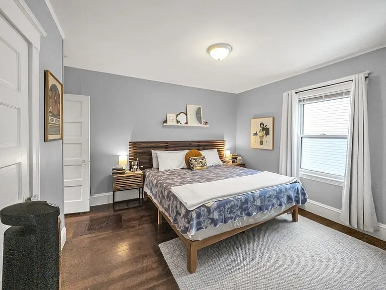 18 Alberta St — Photo 18