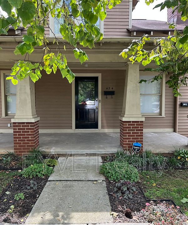 1st image of 424 E Scott Ave