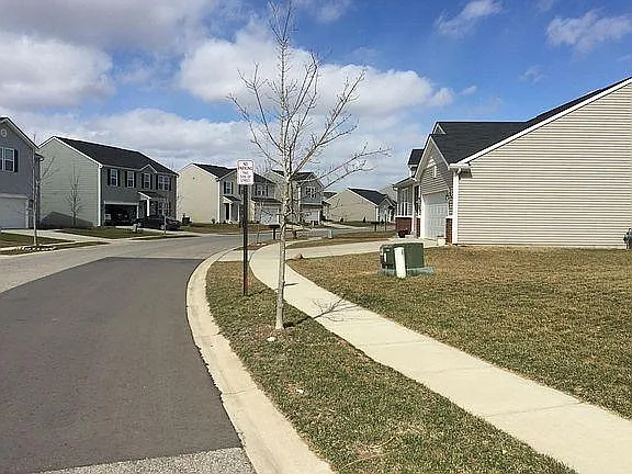 8413 Walnut Hl — Photo 23