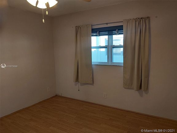5th image of 1300 N 17th Ave APT 208