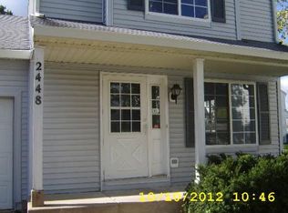 2448 N Sheffield Ct, Round Lake Beach, IL 60073