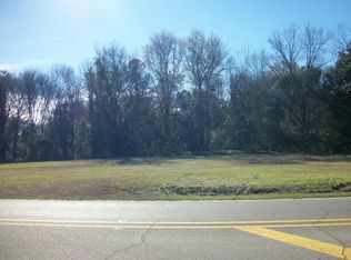 249 Airline Rd, Columbus, MS 39702