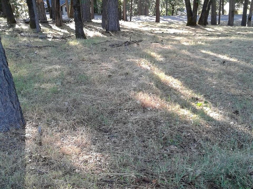 1st image of 15664 Carrie Dr