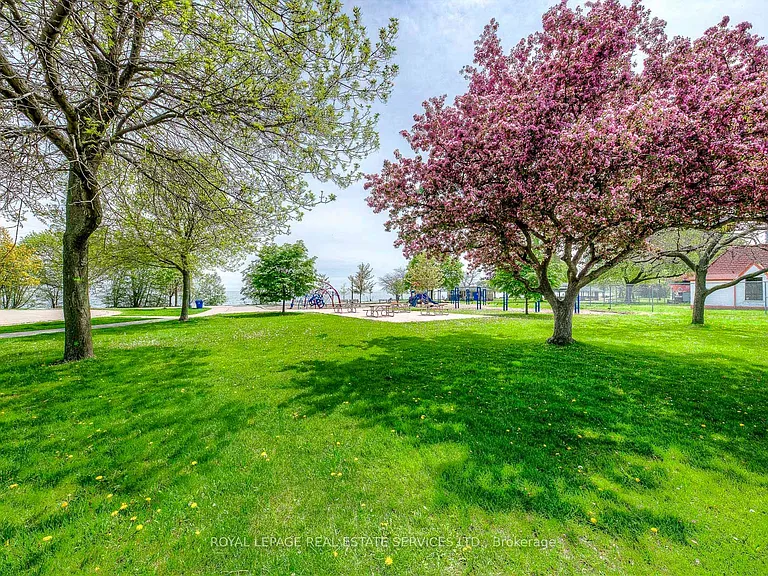 1900 Lake Shore Blvd W #701 — Photo 38