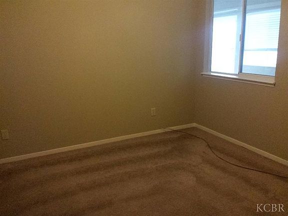 5th image of 2318 Stratford Way