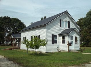 409 Alger Ave, Manistique, MI 49854