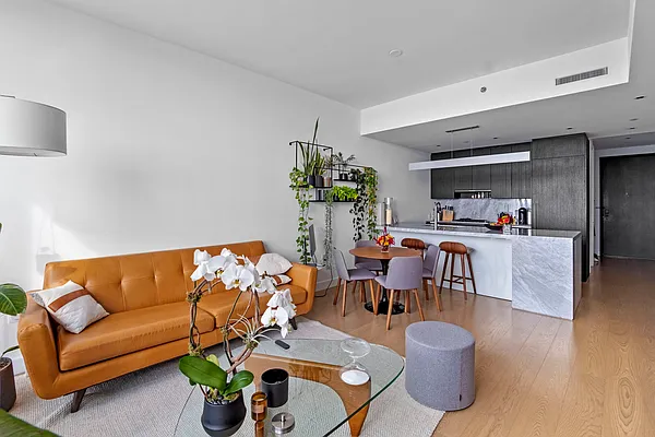 Rented by Compass | media 12