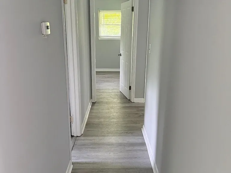 3015 Thomas Ln — Photo 9