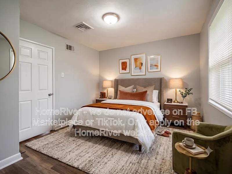 3 bed, 2.0 bath, 1176 sqft, $1,615 — Photo 3