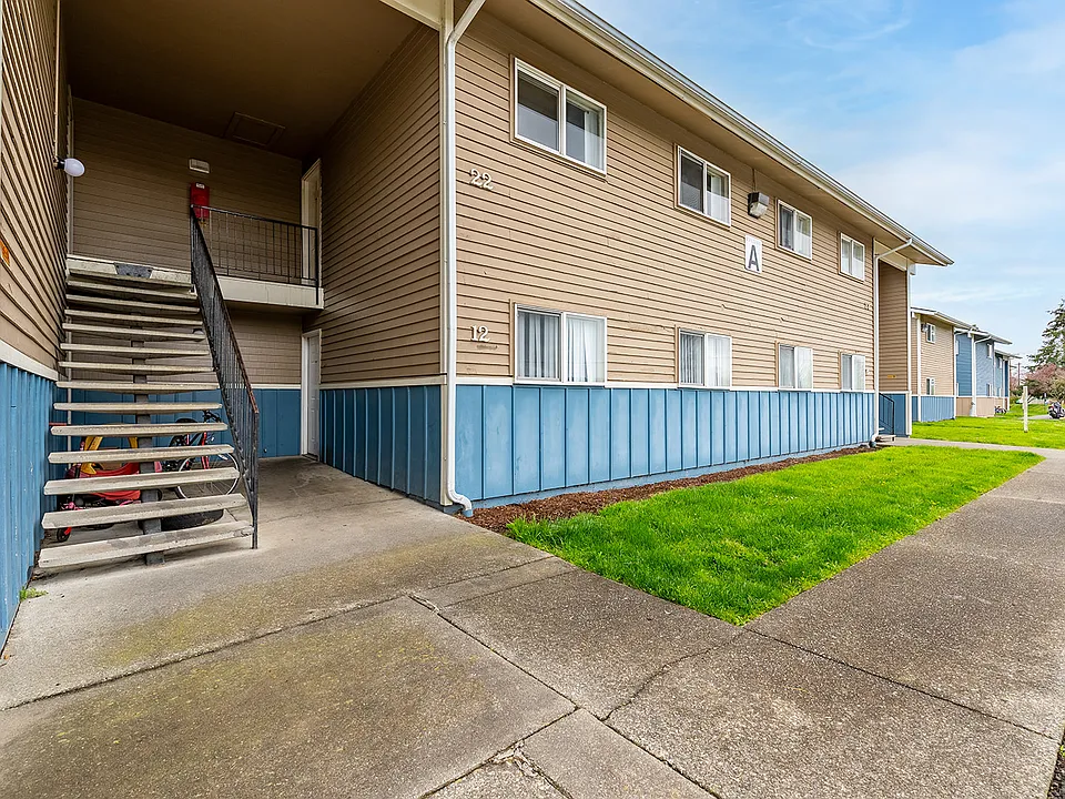 Chehalis Avenue Apartments