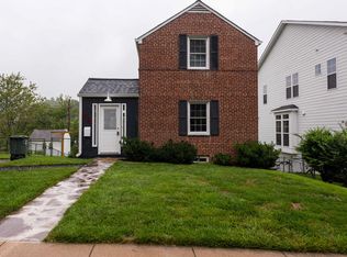 1009 N Kentucky St, Arlington, VA 22205