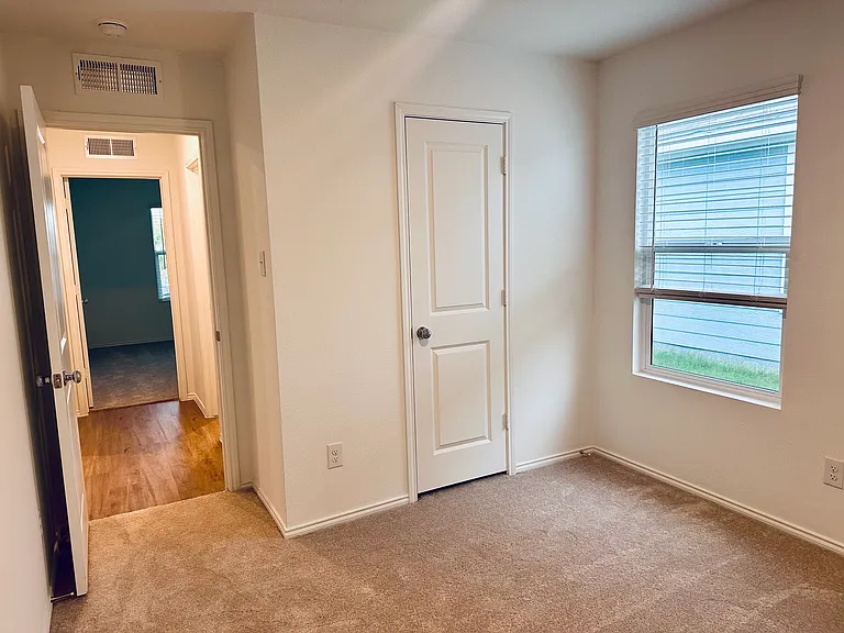 5816 Crystal Water Way — Photo 13