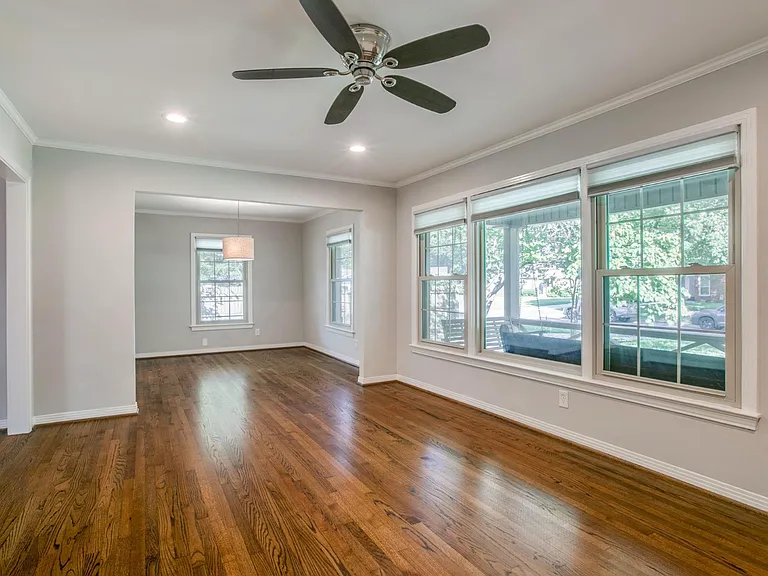 9208 San Fernando Way — Photo 4