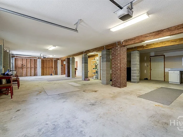 886 Waterford Landing Rd — Photo 26