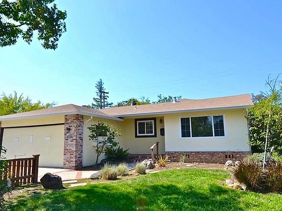 4th image of 1377 Virginia Ave