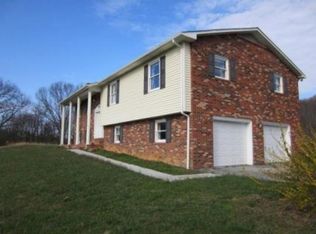 323 Defriece Pvt Dr, Bristol, TN 37620