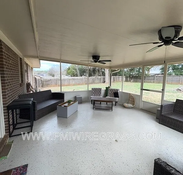 202 Pondella Dr — Photo 36