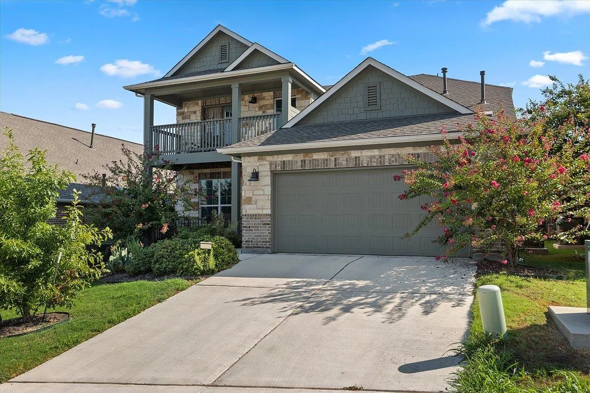 4 bed, 3.5 bath, 2656 sqft, $3,195 — Photo 1