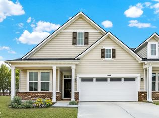 18425 Depoe Ln, Westfield, IN 46074