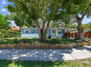 2027 Broadway Ave, Clearwater, FL 33755