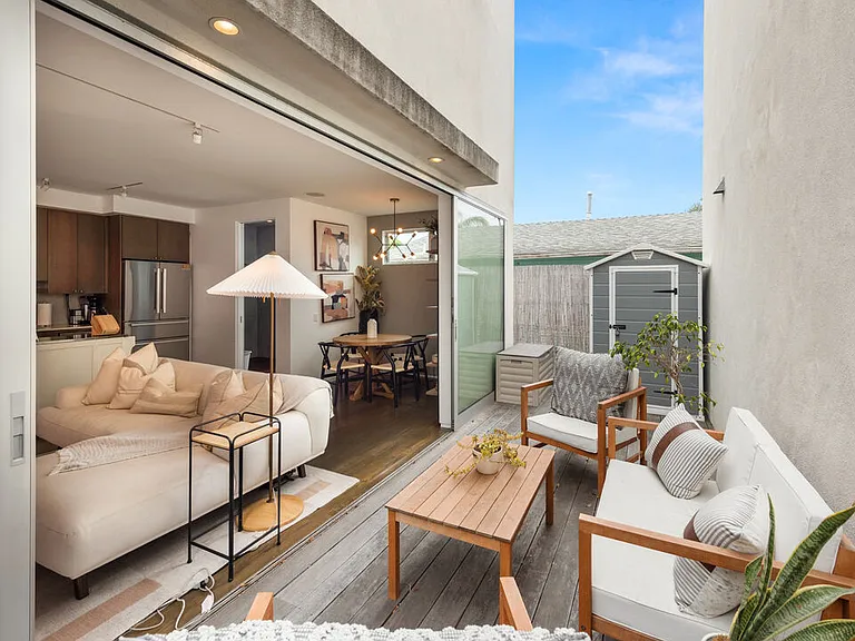 705 Sunset Ave #1/4 — Photo 6