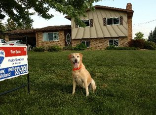 2170 E Parish Rd, Kawkawlin, MI 48631