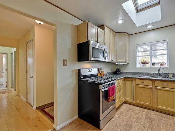 5th image of 1757 Duvall Dr