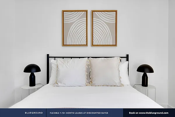 Rented by The Blueground | media 8