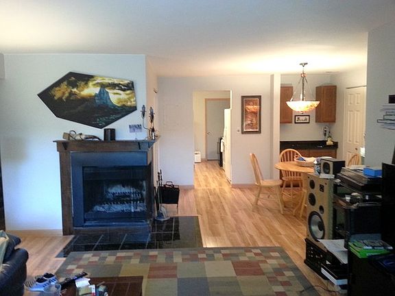 5th image of 103 Olesen Dr APT 2C