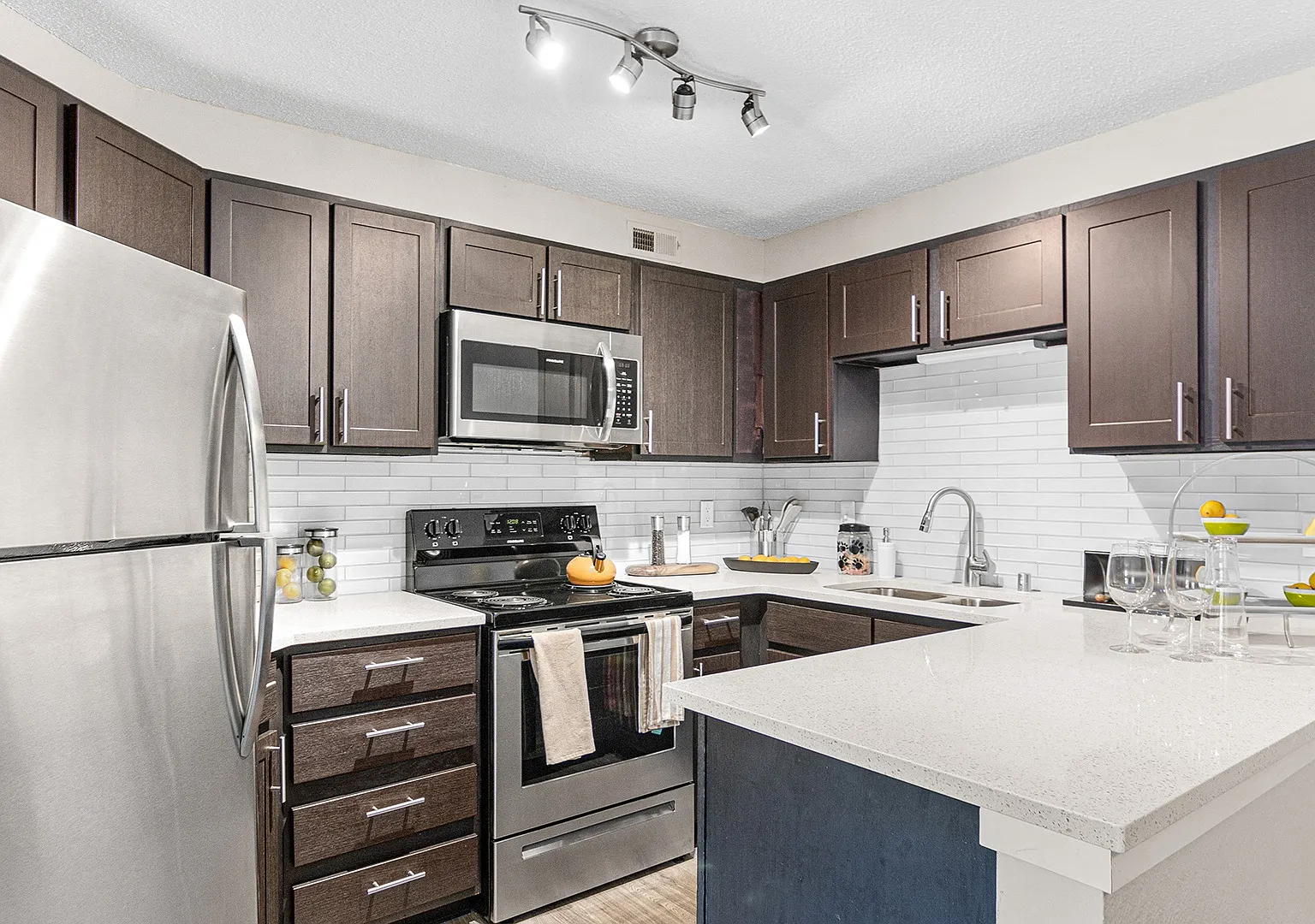 Park Place Apartments — Photo 2