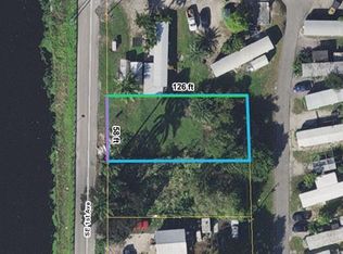 205 SE 1st Ave, South Bay, FL 33493