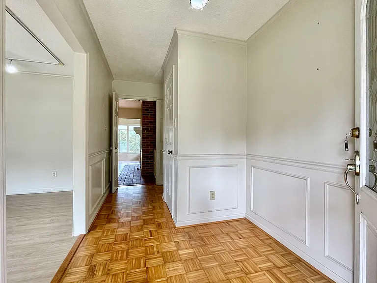 219 Green Lake Dr — Photo 19