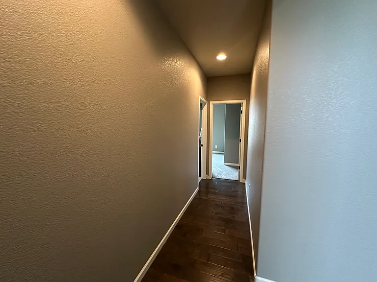 509 Deville Dr — Photo 15