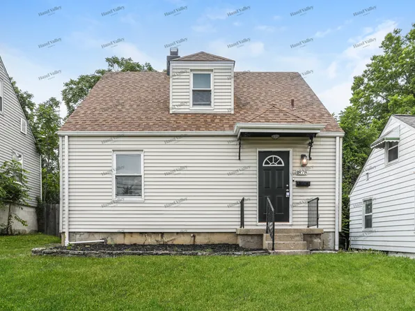 1878 Ashbrook Dr, Cincinnati, OH 45238
