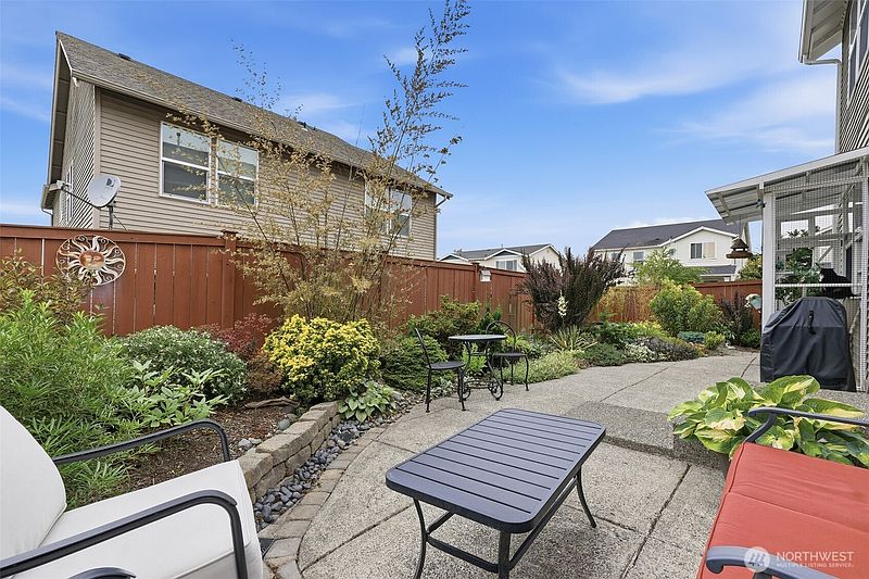 5th image of 305 Lynnwood Avenue SE