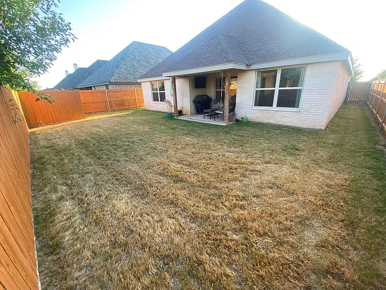 5902 Legacy Dr — Photo 24