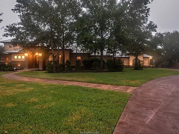 2nd image of 5106 Whistling Straits Dr