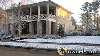 Beautiful 4BR/4.5 Bath, Stunning