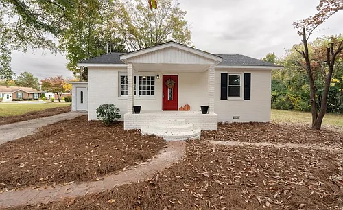 1001 S Layton Ave Photo 1
